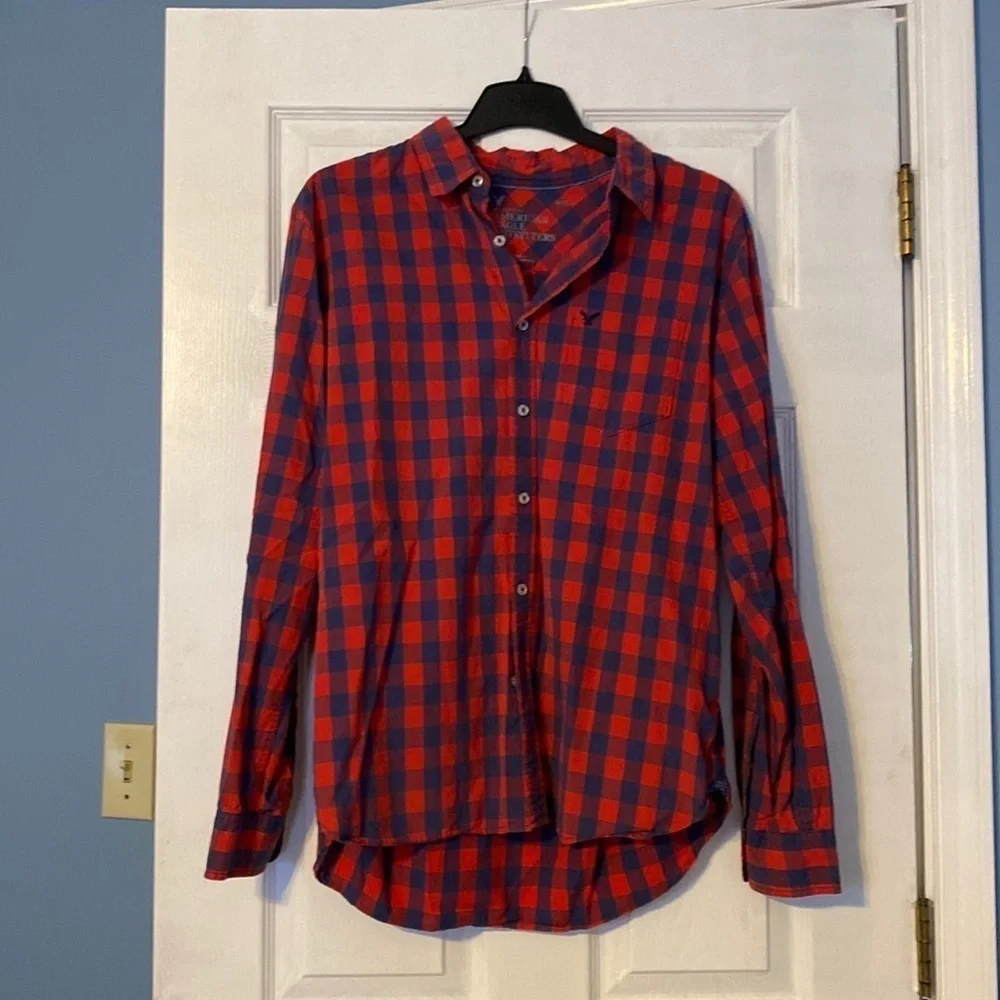 American Eagle mens button down shirt; athletic fit; size large
